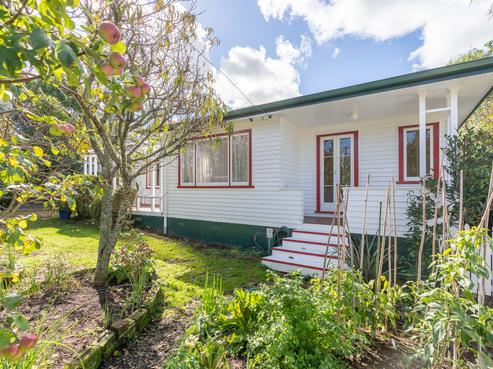 27 Johnsview Terrace, Hillcrest