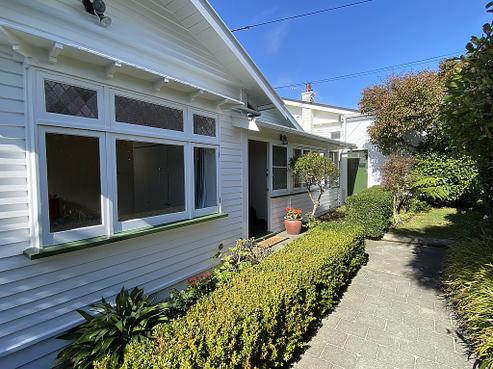 27 Kano Street, Karori