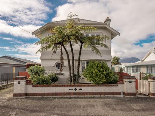 61 Peel Street, Westport