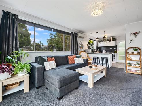 2/1 Sequoia Place, Maoribank