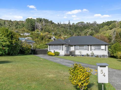 54 Tawhai Street, Stokes Valley