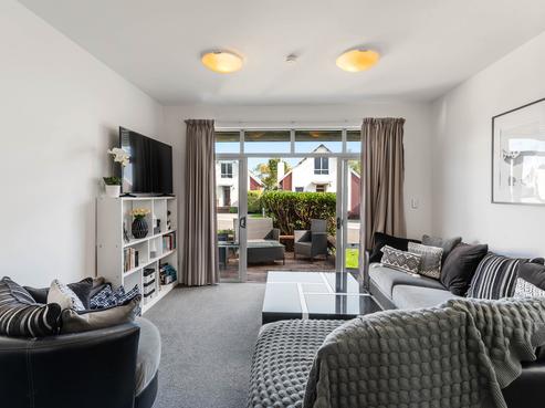 3/1420 Hamurana Road, Mourea