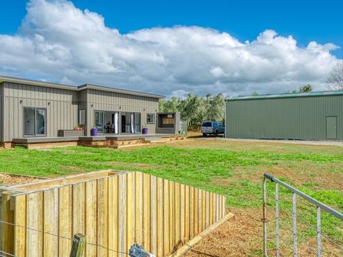 7 Olive Grove, Pakaraka