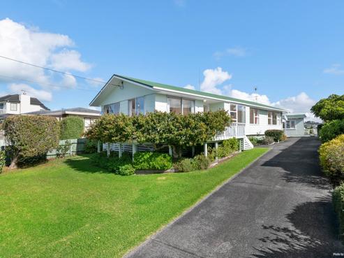10 Melandra Road, Stanmore Bay