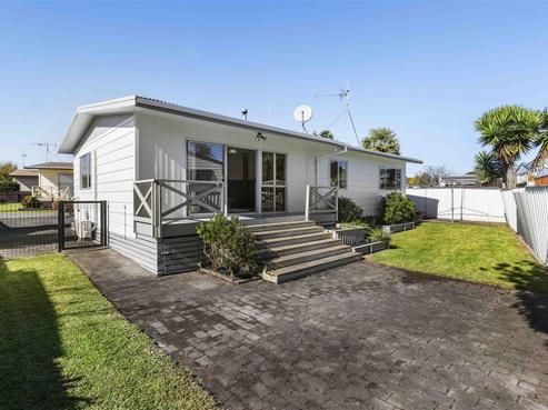 9B Emma Place, Pukete