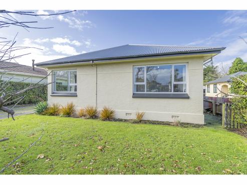124 Venus Street, Strathern