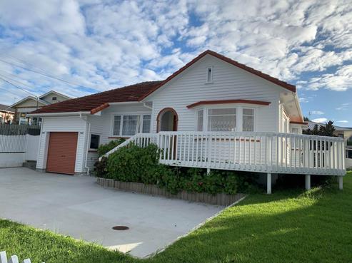 32A Te Atatu Road, Te Atatu South