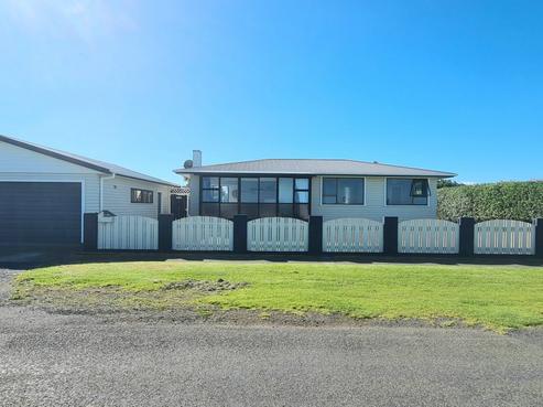 21 Hector Place, Opunake