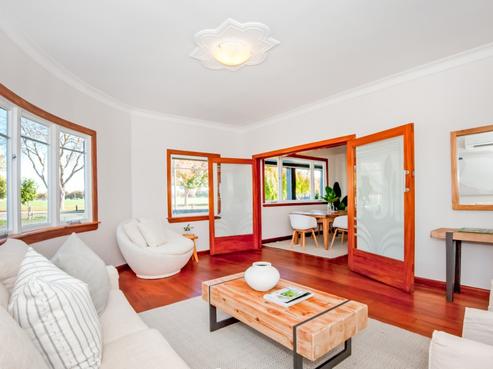 812 Riverslea Road South, Akina