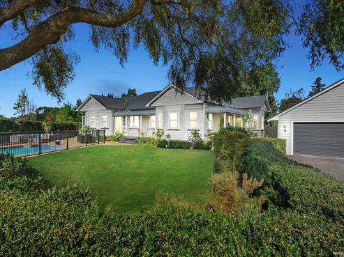 10 Logan Road, Buckland
