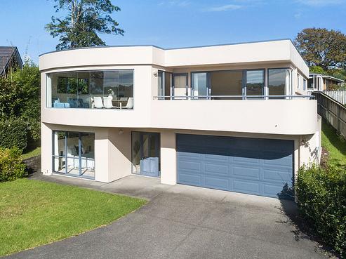 2/26 Kenneth Hopper Place, Manly