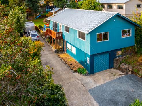 2 Penton Road, Stanmore Bay