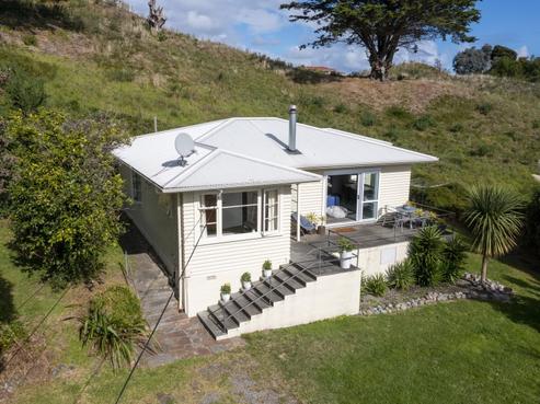 58 Te Moana Road, Waikanae Beach