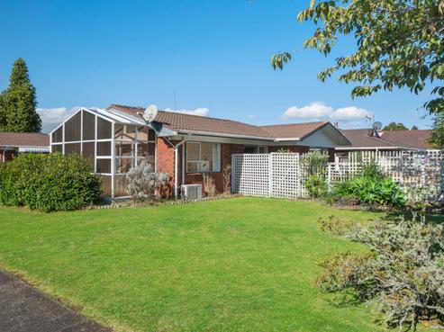 1A Cherry Place, Waiuku