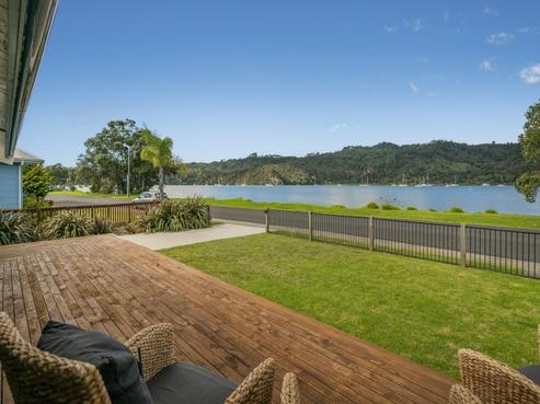 37 Robinson Road, Whitianga