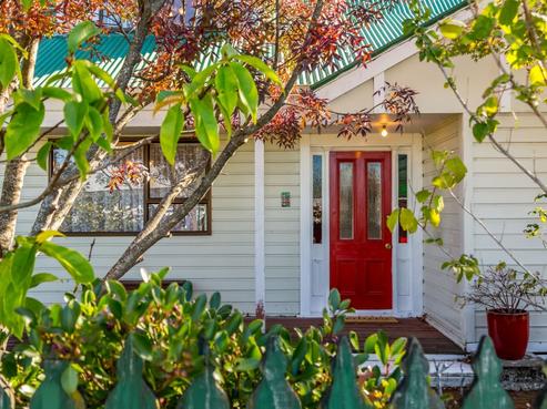 12 Lyon Street, Featherston