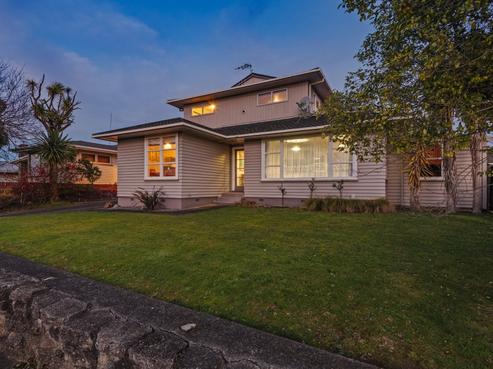 50 Holdsworth Avenue, Milson