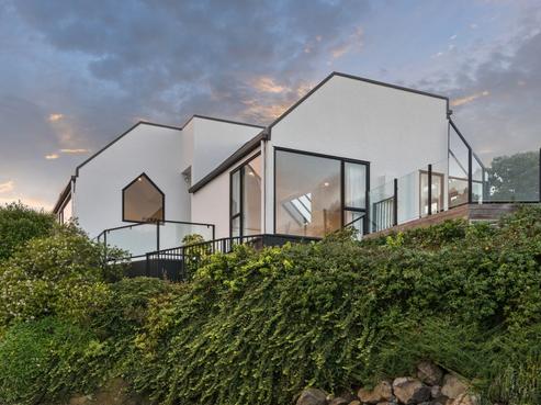 3 Glendevere Terrace, Redcliffs