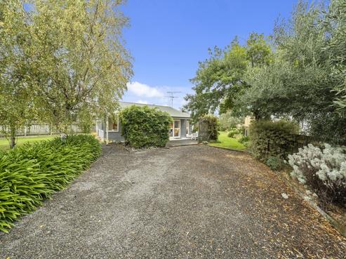 8 Malcolm Street, Martinborough