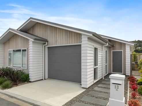 13 Jessie Donald Way, Avalon
