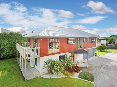 41 Clarks Beach Road, Clarks Beach