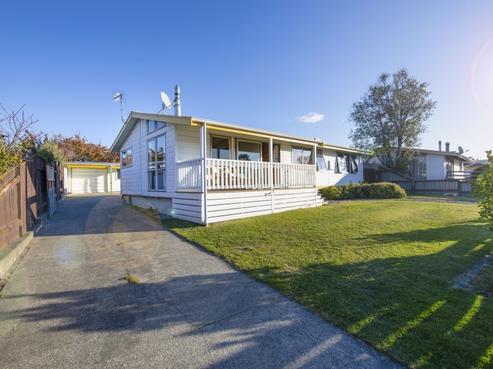 43 Robinson Crescent, Tamatea
