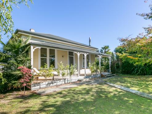 143 Longlands Road West, Longlands