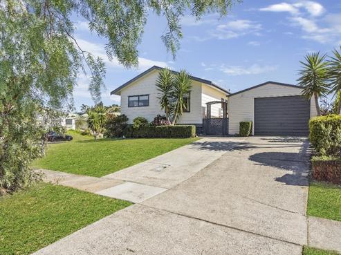 124 Durrant Drive, Whangamata