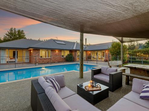 710 Downs Road, West Eyreton