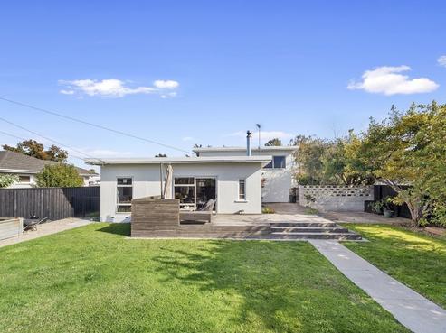 18 Odette Street, Bader