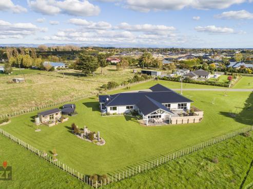 112 Reid Line West, Feilding