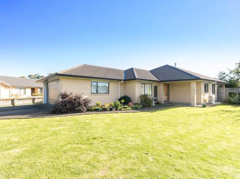 25 Raabia Close, Parakai
