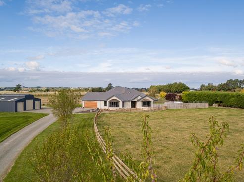 102 Paierau Road, Opaki