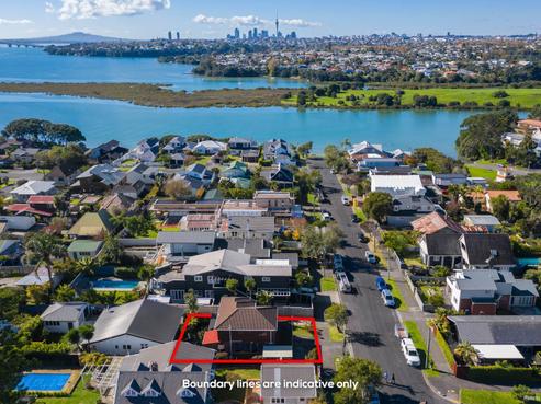 14A Johnstone Street, Point Chevalier