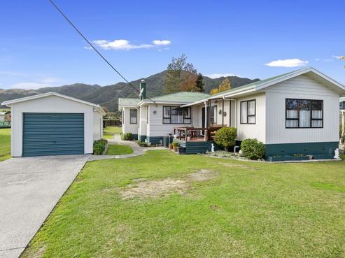 22 Stirling Street, Te Aroha