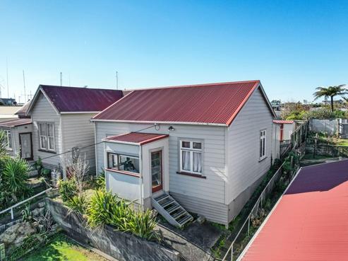 13 Calvert Road, Moturoa