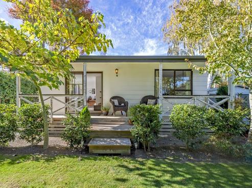 9 Oakden Drive, Darfield