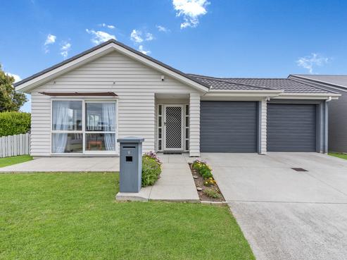 2 Poaka Avenue, Takanini
