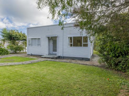 130 Main Road, Waikanae