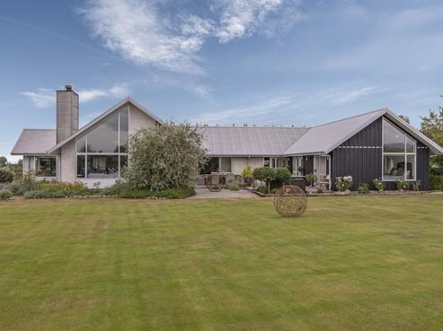 51 Oakleys Road, Mayfield