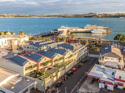 11/2 Queens Parade, Devonport