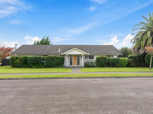 32 Iles Road, Lynmore