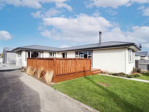 150 Edinburgh Crescent, Waikiwi