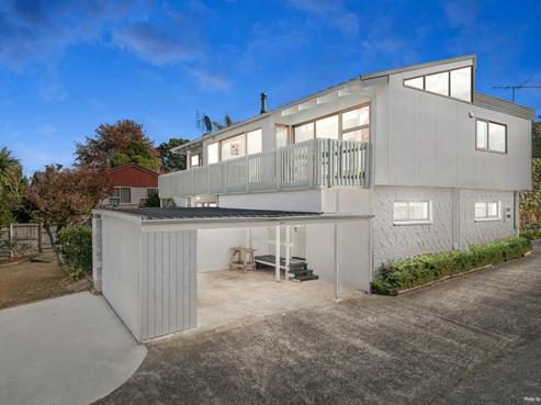 1/103 Sunset Road, Totara Vale
