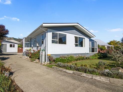 5 Field Place, Richmond