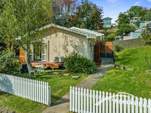 1/21 Beswick Place, Birkdale