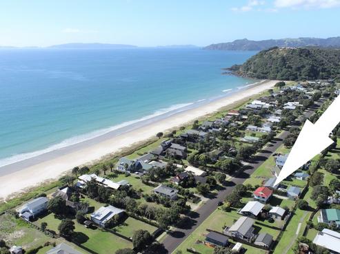 245 Kenwood Drive, Matarangi