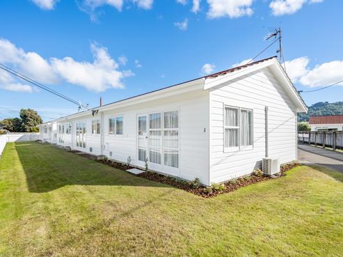 1/1079 High Street, Taita