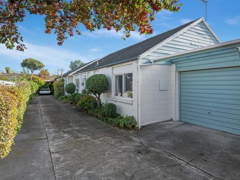 2/65 Idris Road, Fendalton
