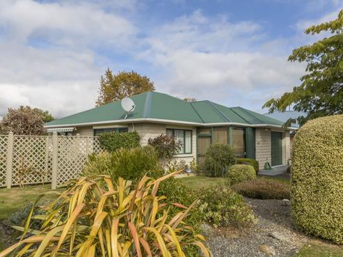 8 Manila Street, Dannevirke